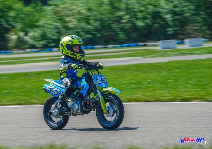 Jaxon Peterson, Spec 50 rider for Lights Out Racing